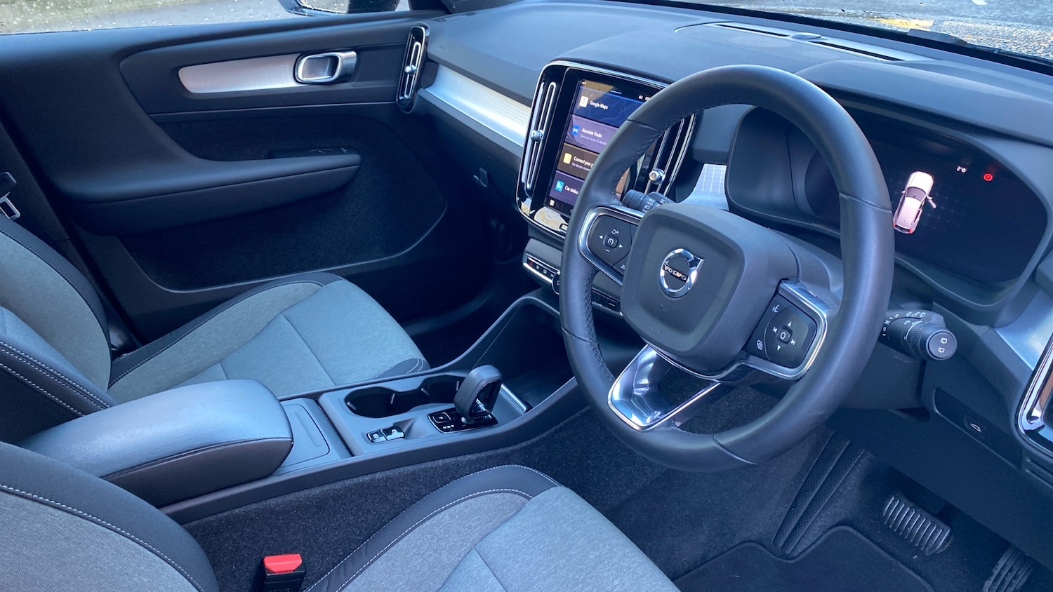 Used Volvo XC40 2022 for sale - 77184801: Photo 4