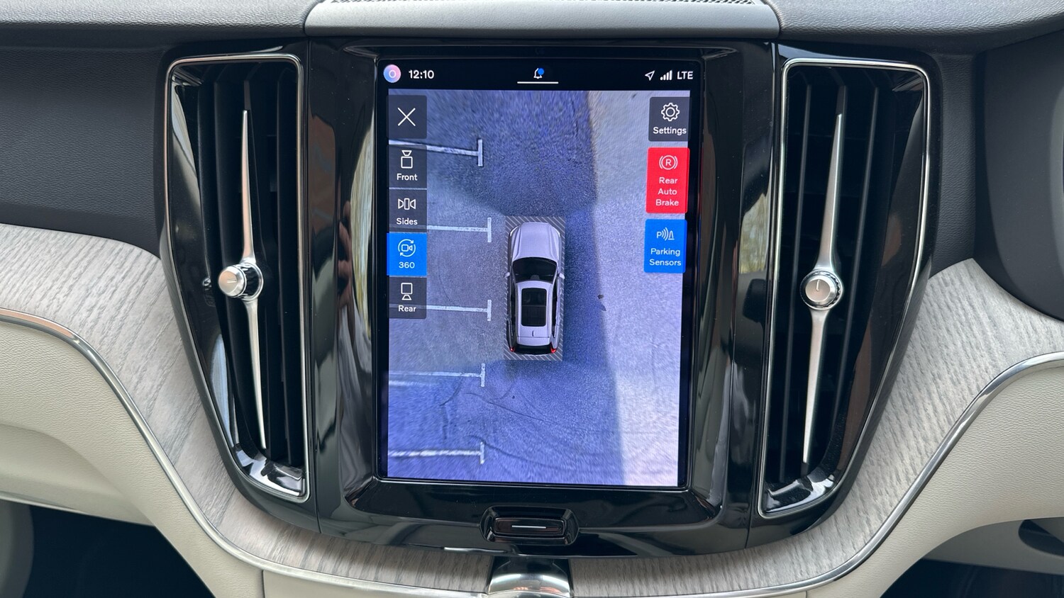 Used Volvo XC60 2022 for sale - 77983859: Photo 17