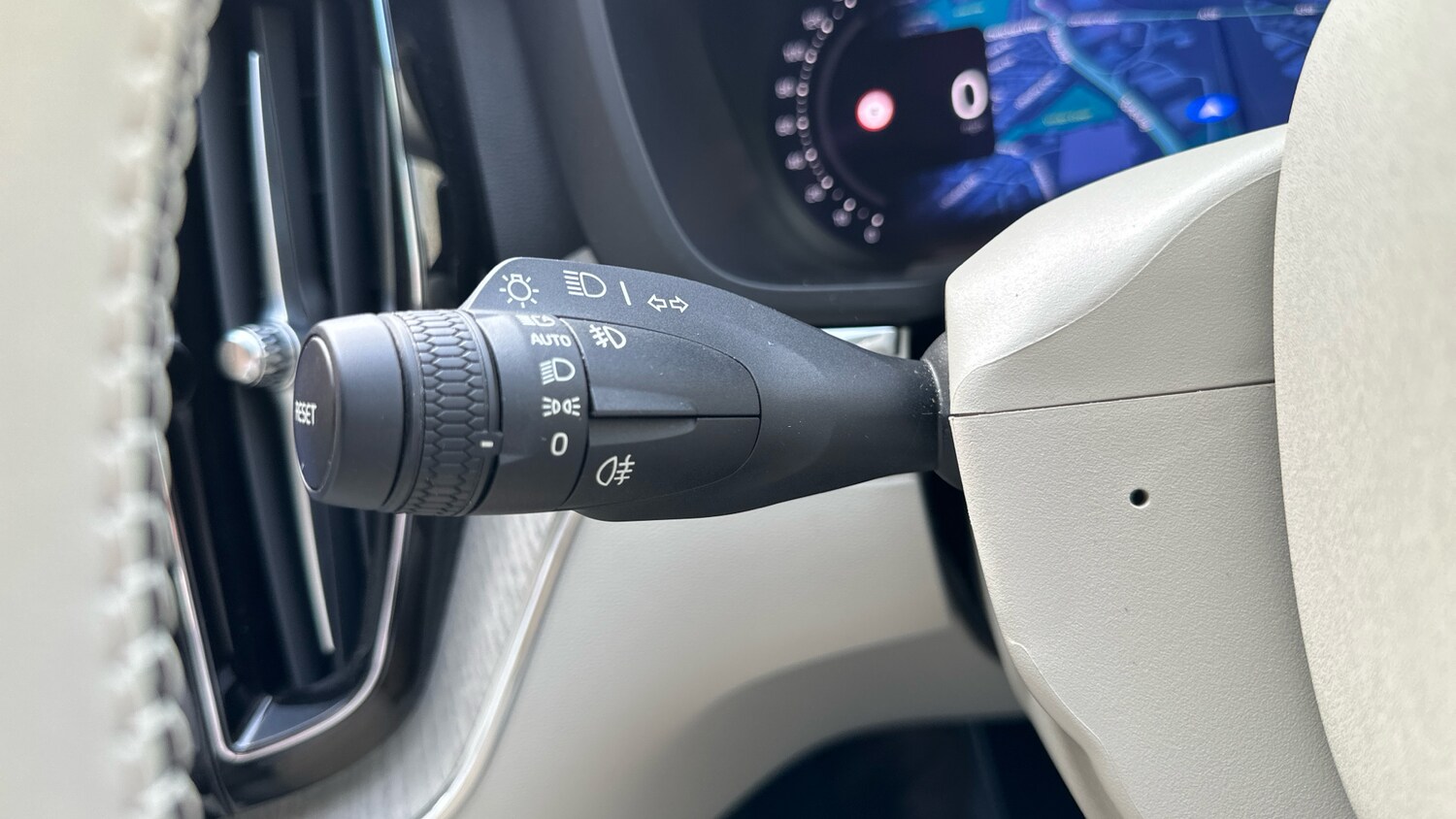 Used Volvo XC60 2022 for sale - 77983859: Photo 18