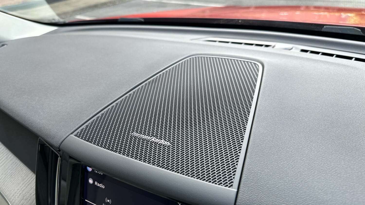 Used Volvo XC60 2022 for sale - 77983859: Photo 23