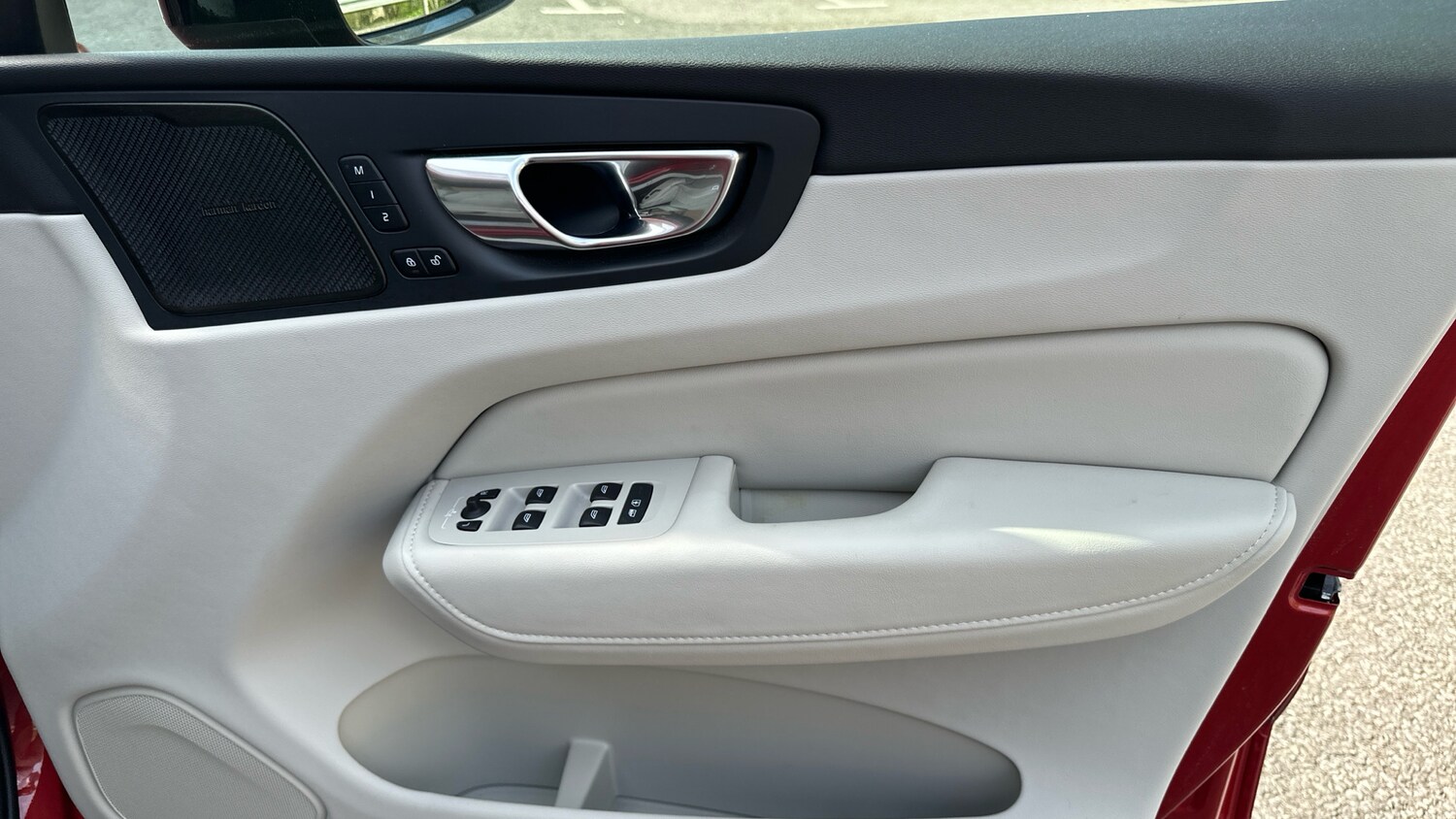 Used Volvo XC60 2022 for sale - 77983859: Photo 27