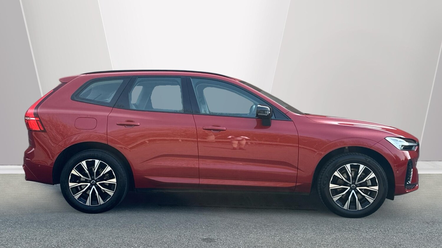 Used Volvo XC60 2022 for sale - 77983859: Photo 3