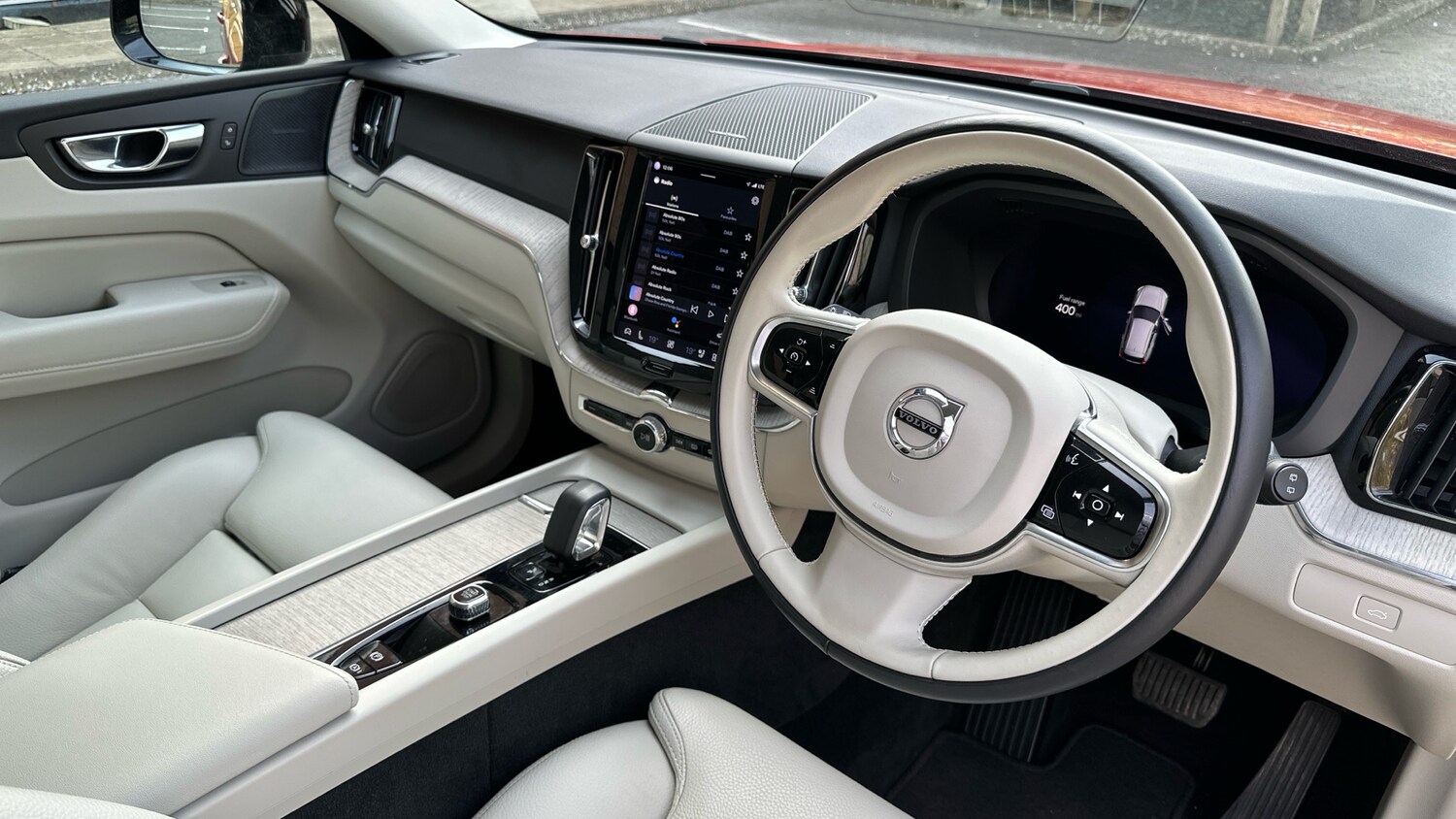 Used Volvo XC60 2022 for sale - 77983859: Photo 4