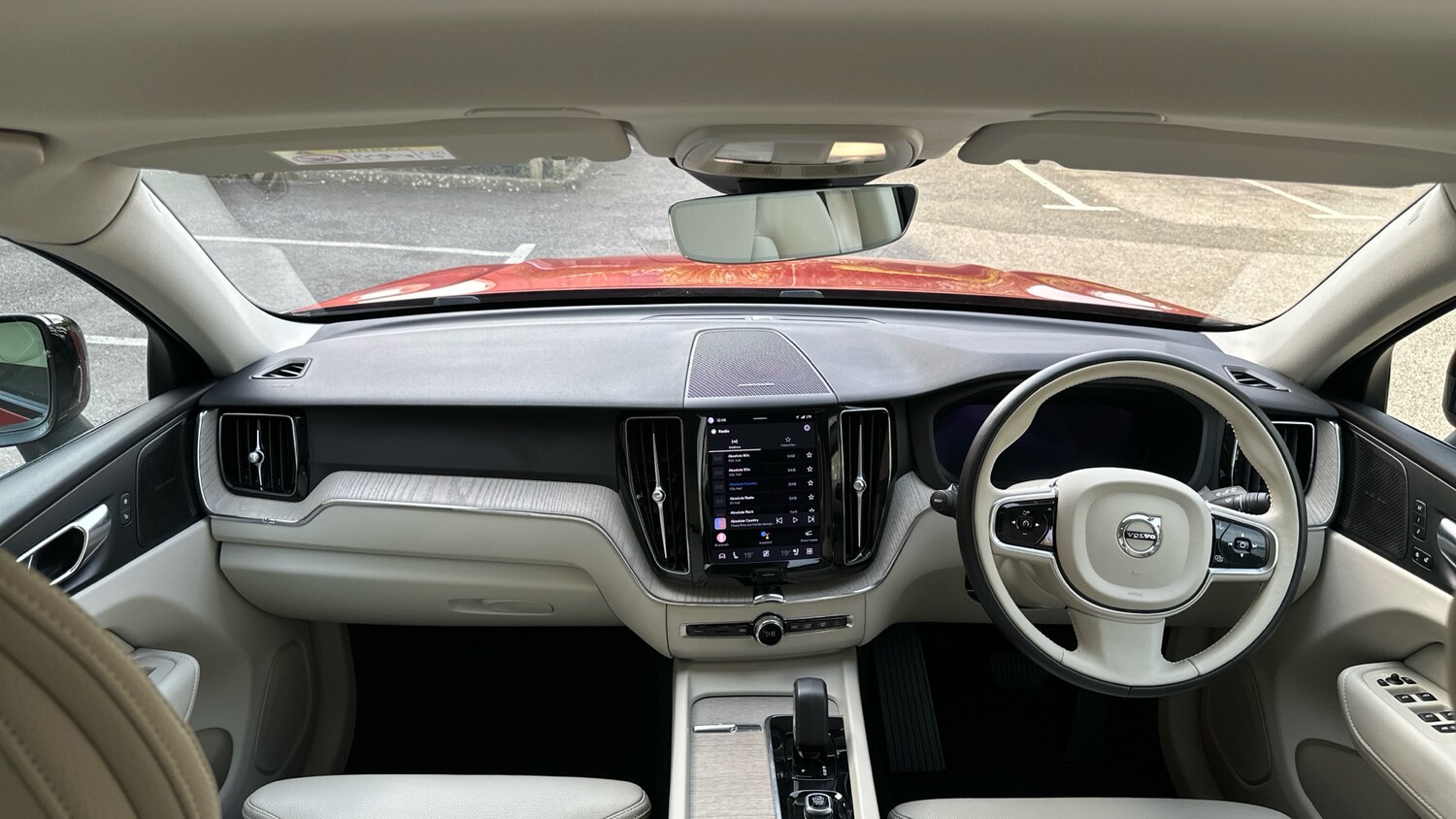 Used Volvo XC60 2022 for sale - 77983859: Photo 5