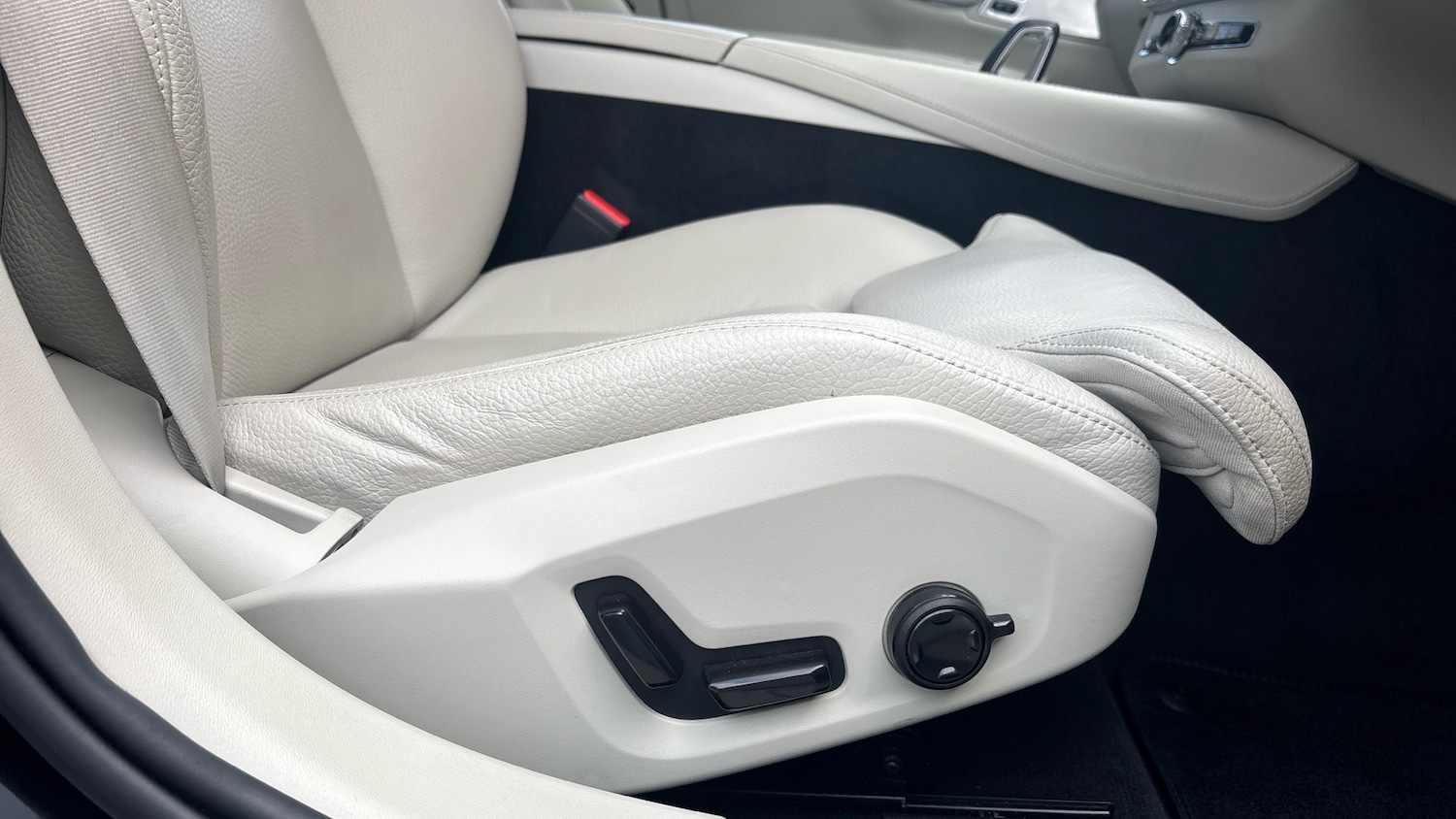 Used Volvo V90 2023 for sale - 78081612: Photo 30