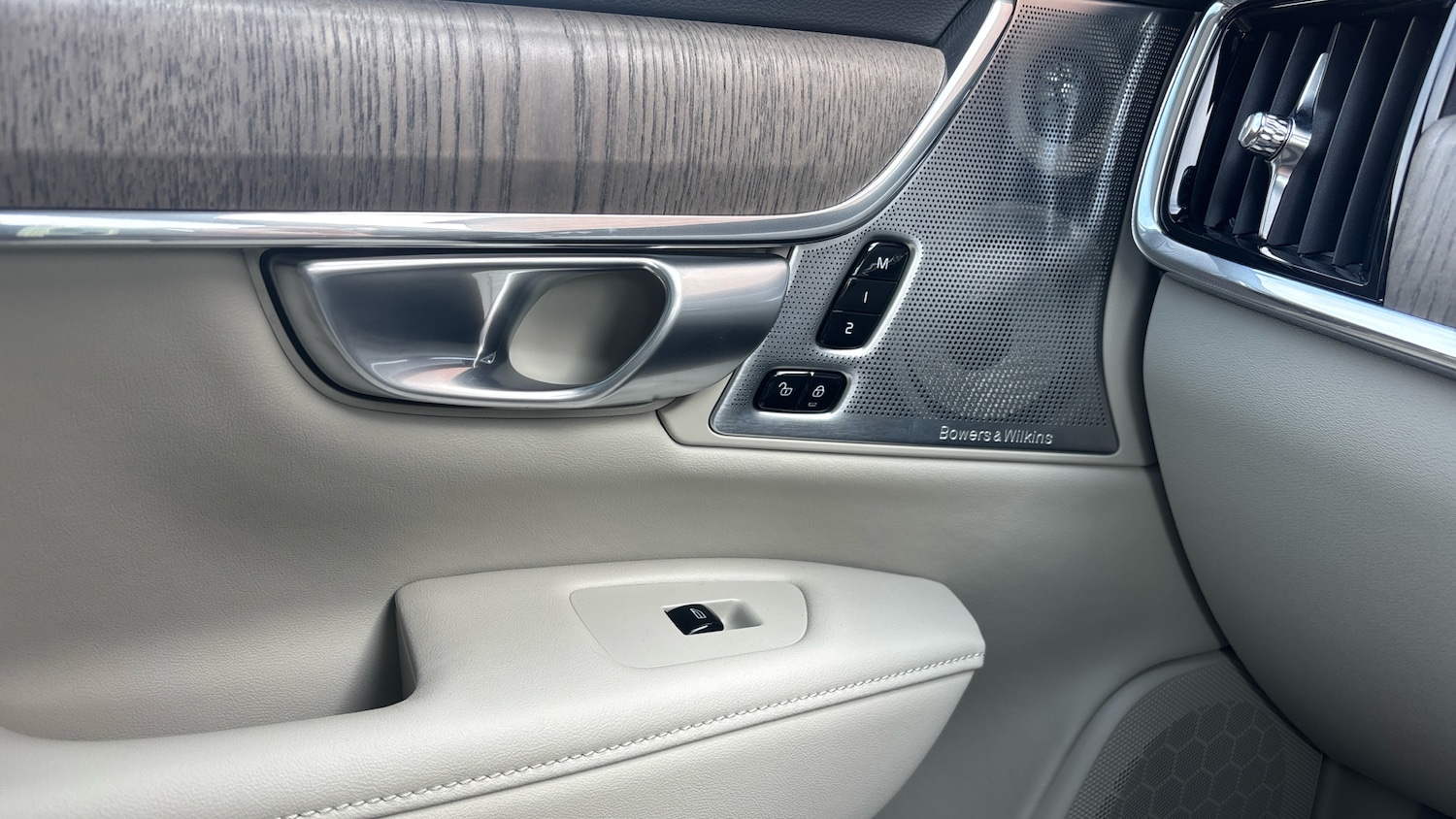 Used Volvo V90 2023 for sale - 78081612: Photo 44