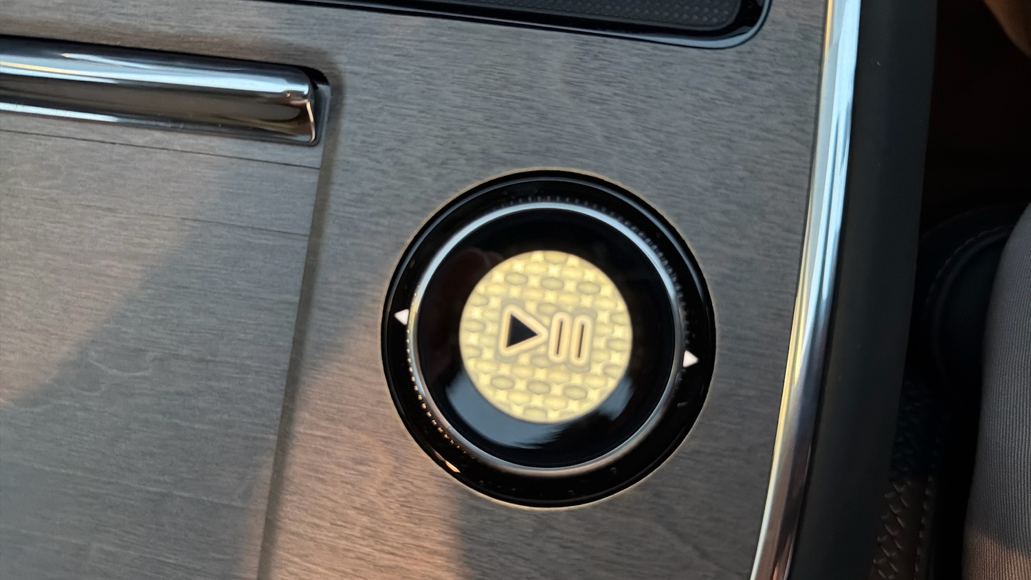 Used Volvo EX90 2025 for sale - 76653201: Photo 25