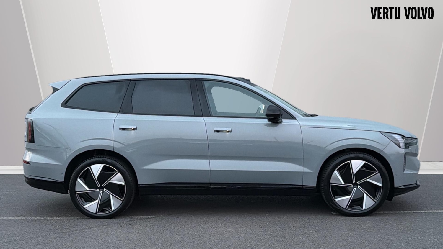 Used Volvo EX90 2025 for sale - 76653201: Photo 3