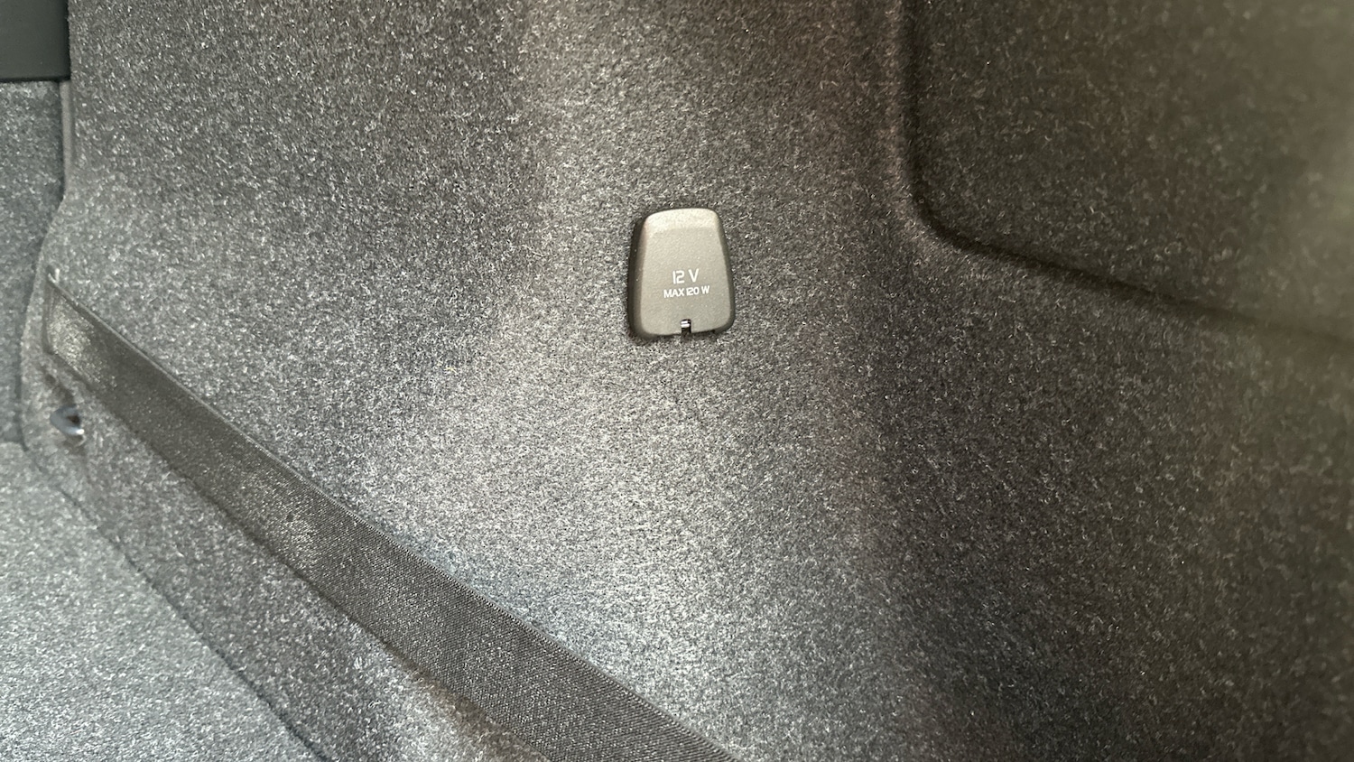 Used Volvo XC40 2020 for sale - 77171074: Photo 36