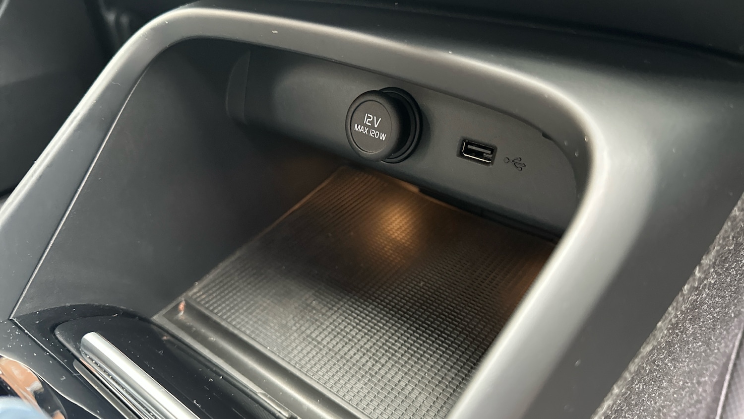 Used Volvo XC40 2020 for sale - 77171074: Photo 45