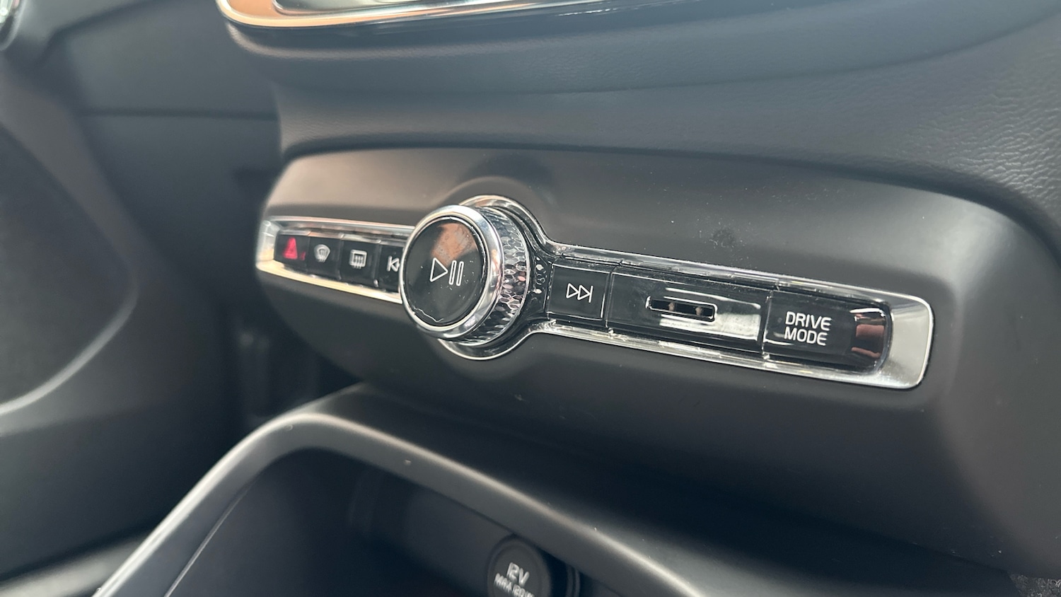 Used Volvo XC40 2020 for sale - 77171074: Photo 46