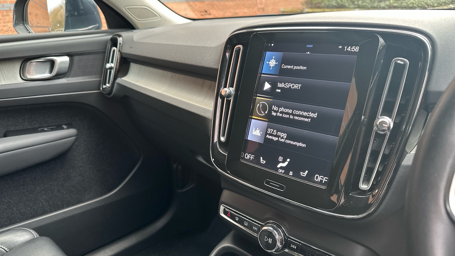 Used Volvo XC40 2020 for sale - 77171074: Photo 47