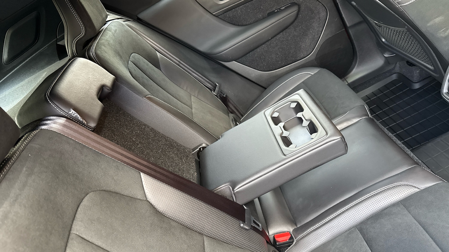 Used Volvo XC40 2019 for sale - 77581936: Photo 24