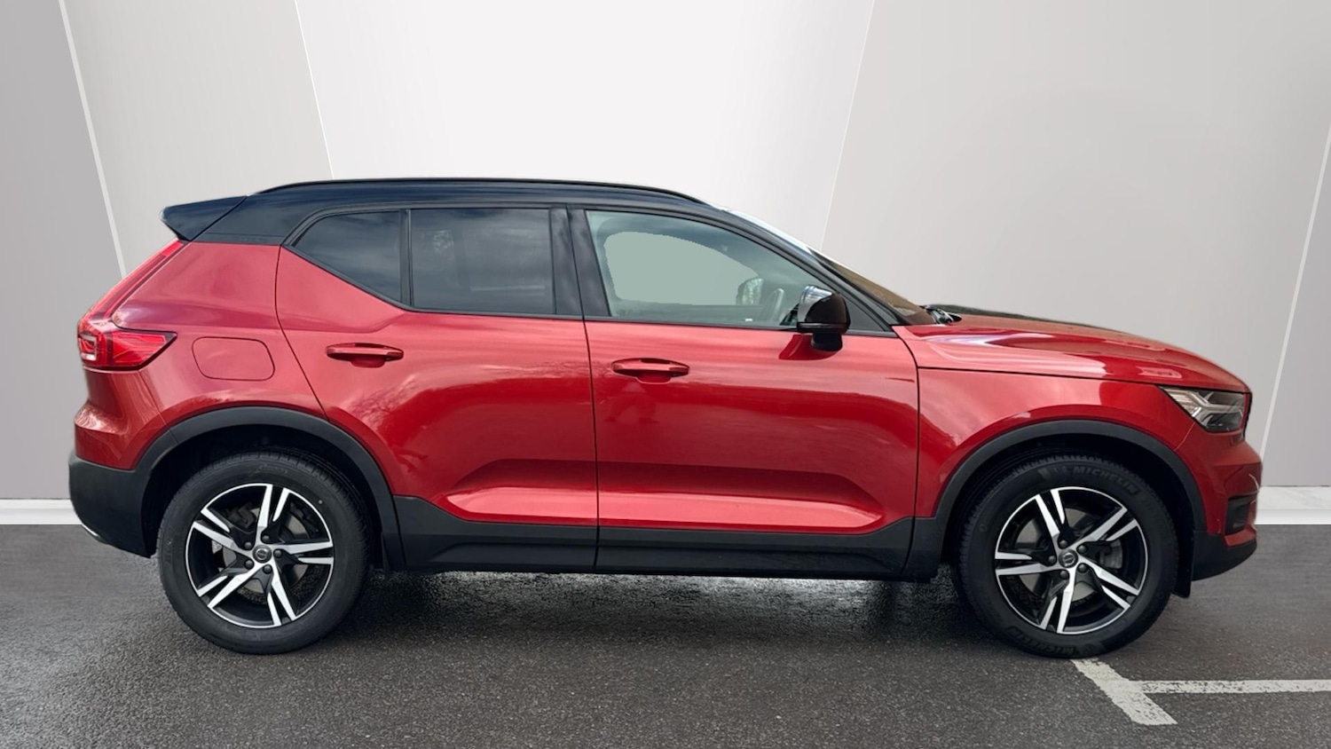 Used Volvo XC40 2019 for sale - 77581936: Photo 3