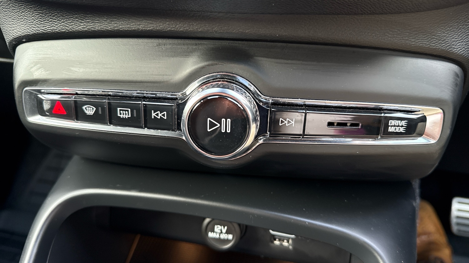 Used Volvo XC40 2019 for sale - 77581936: Photo 41