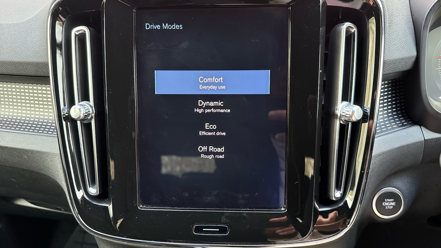 Used Volvo XC40 2019 for sale - 77581936: Photo 42