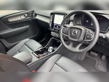 Used Volvo XC40 2026 for sale - 78286789: Photo