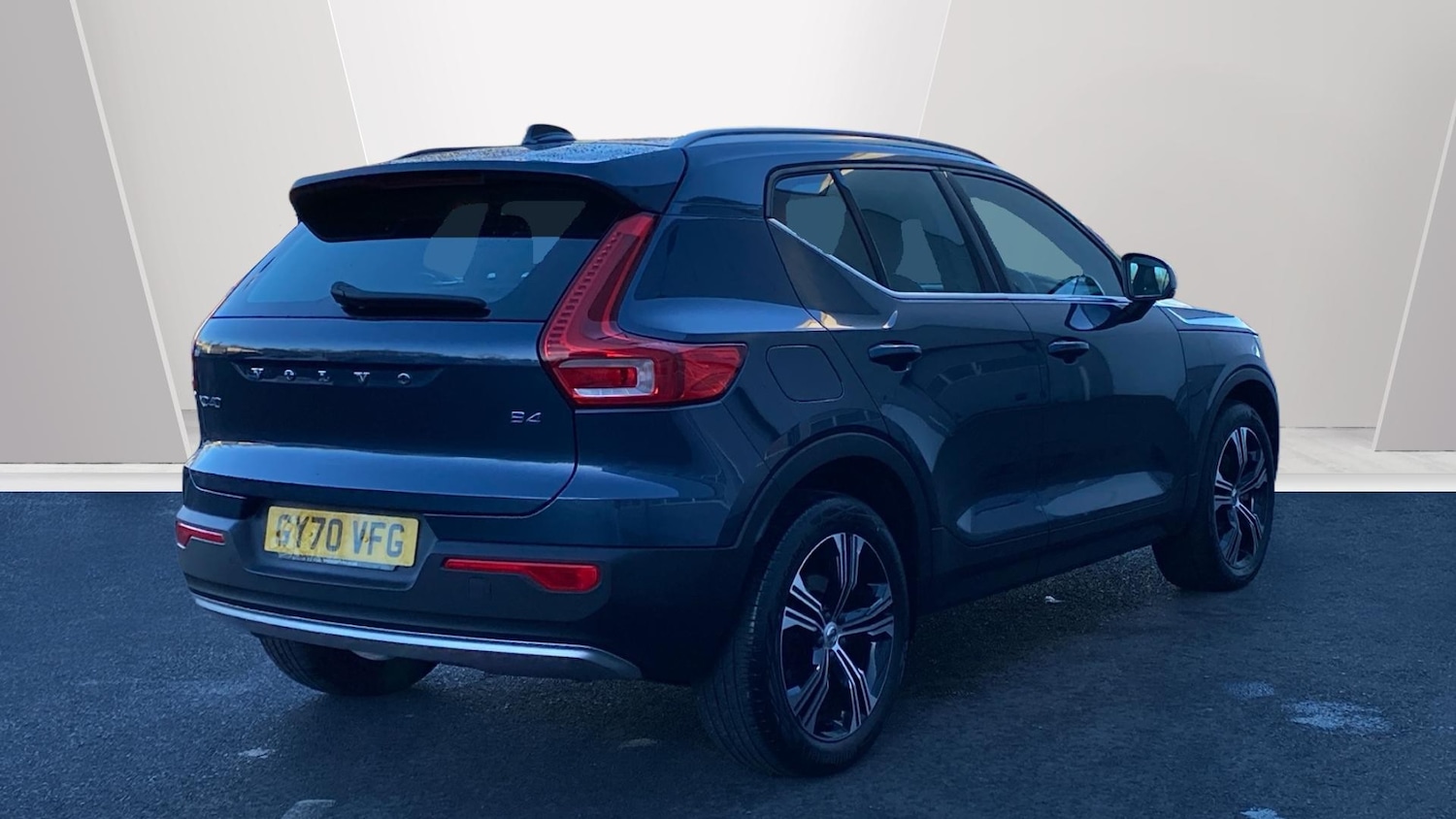 Used Volvo XC40 2020 for sale - 77118415: Photo 2
