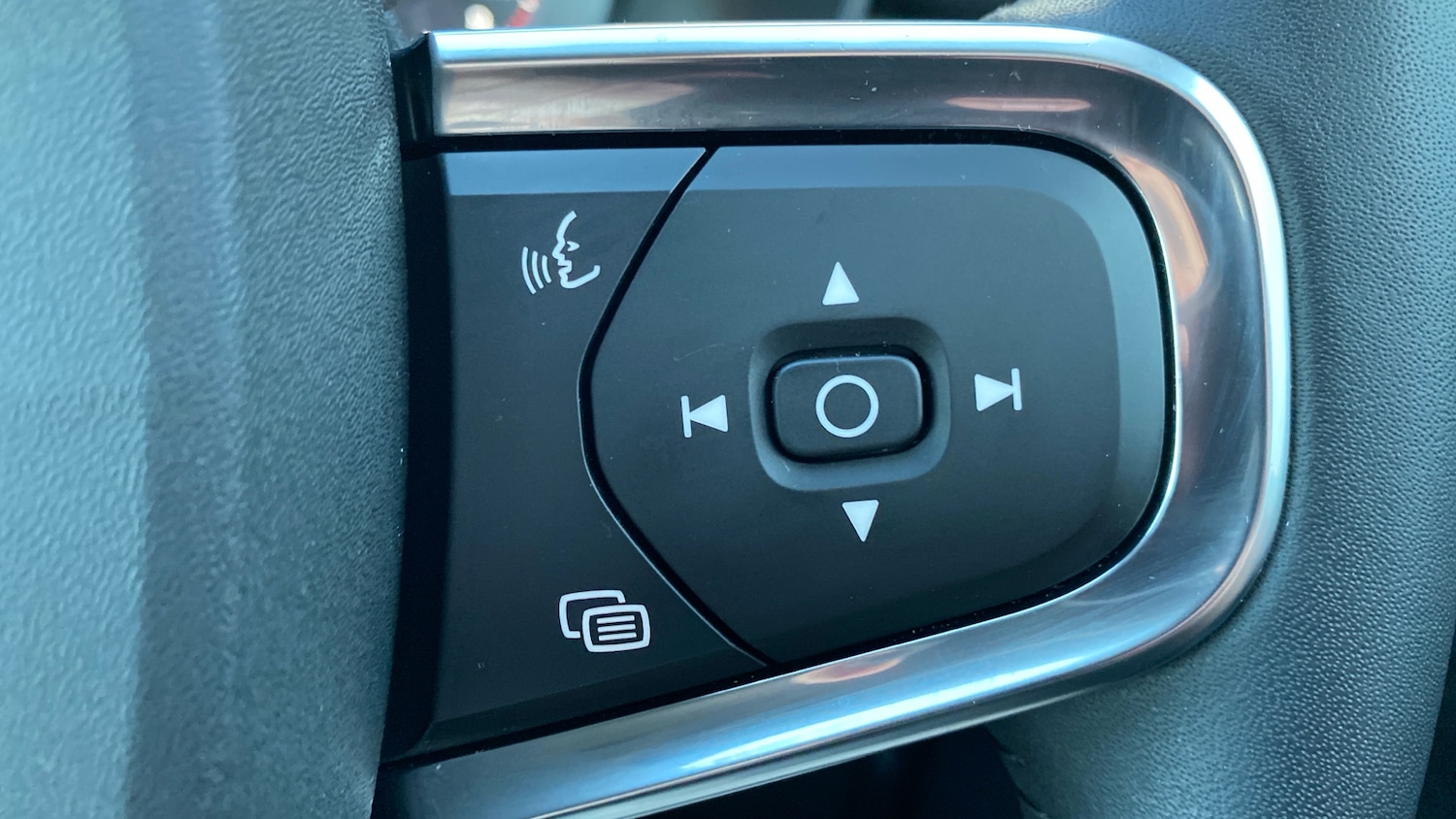 Used Volvo XC40 2020 for sale - 77118415: Photo 20