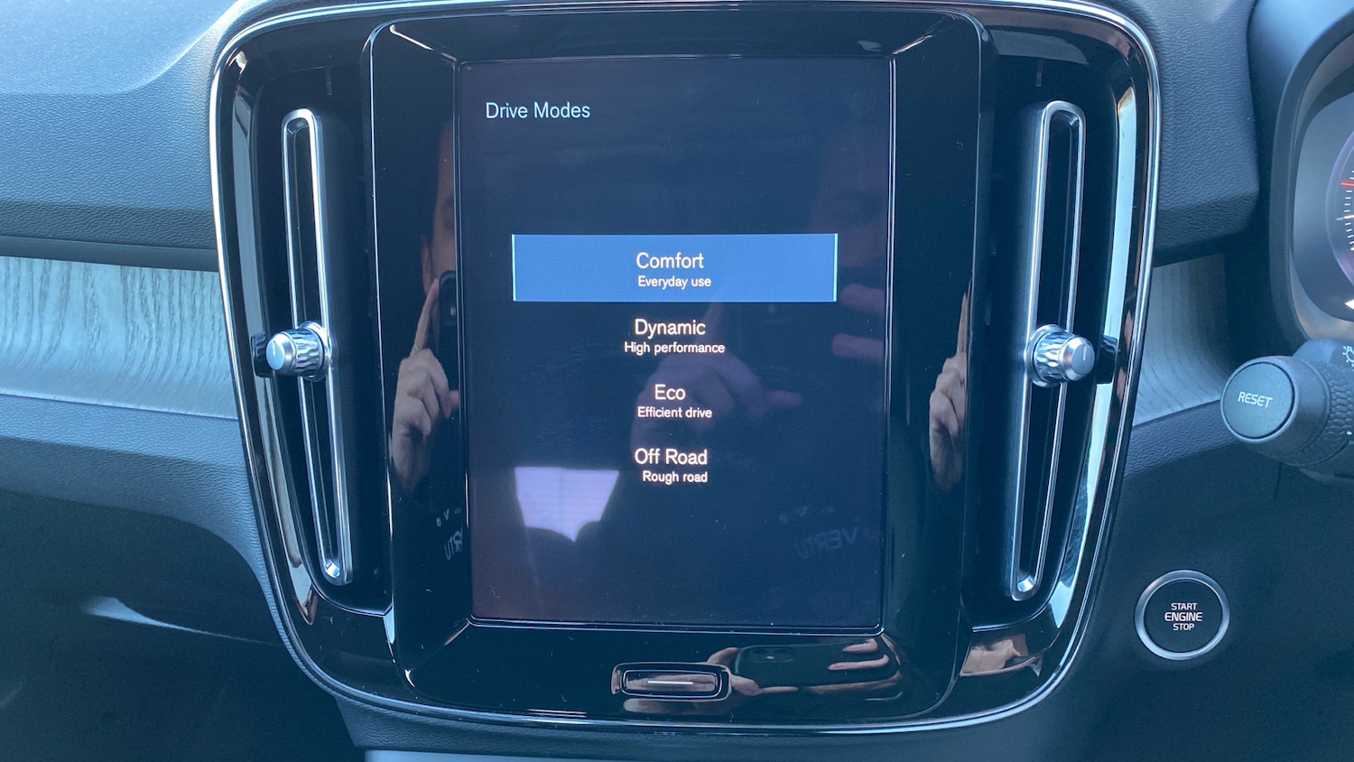 Used Volvo XC40 2020 for sale - 77118415: Photo 31