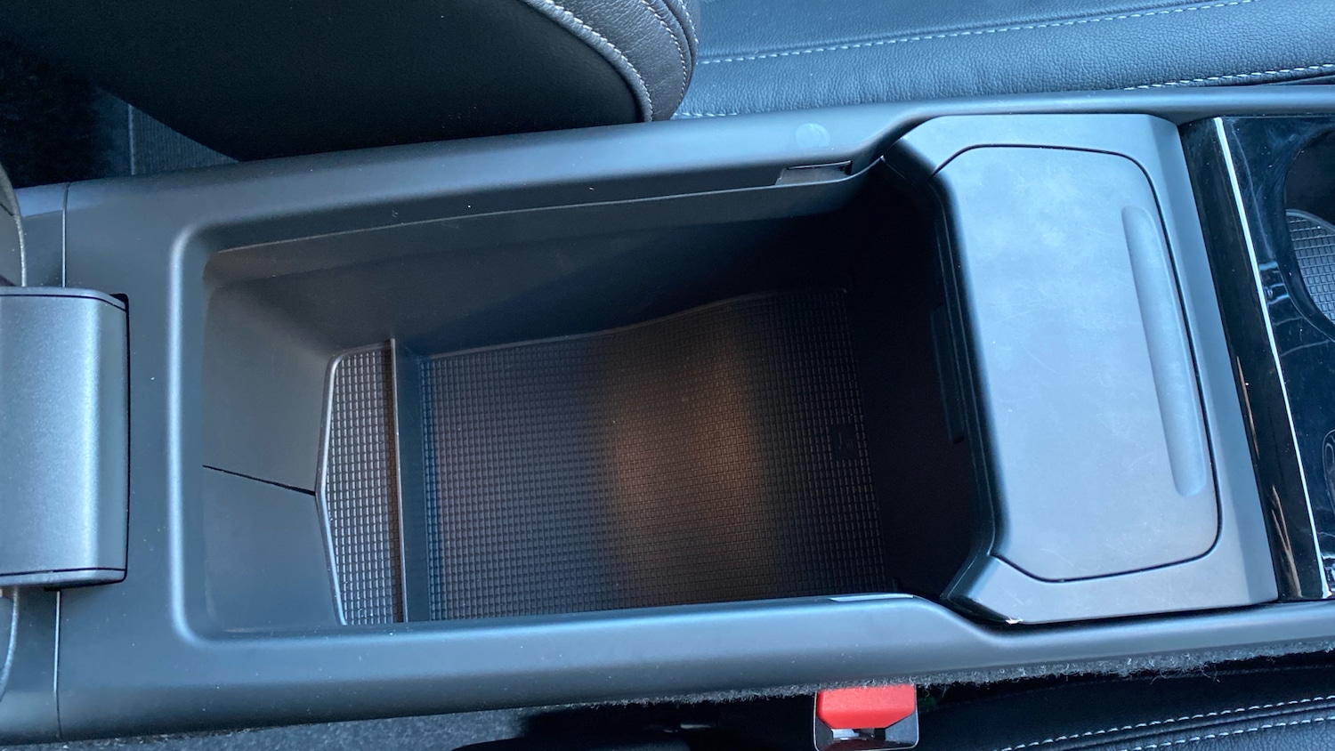 Used Volvo XC40 2020 for sale - 77118415: Photo 32