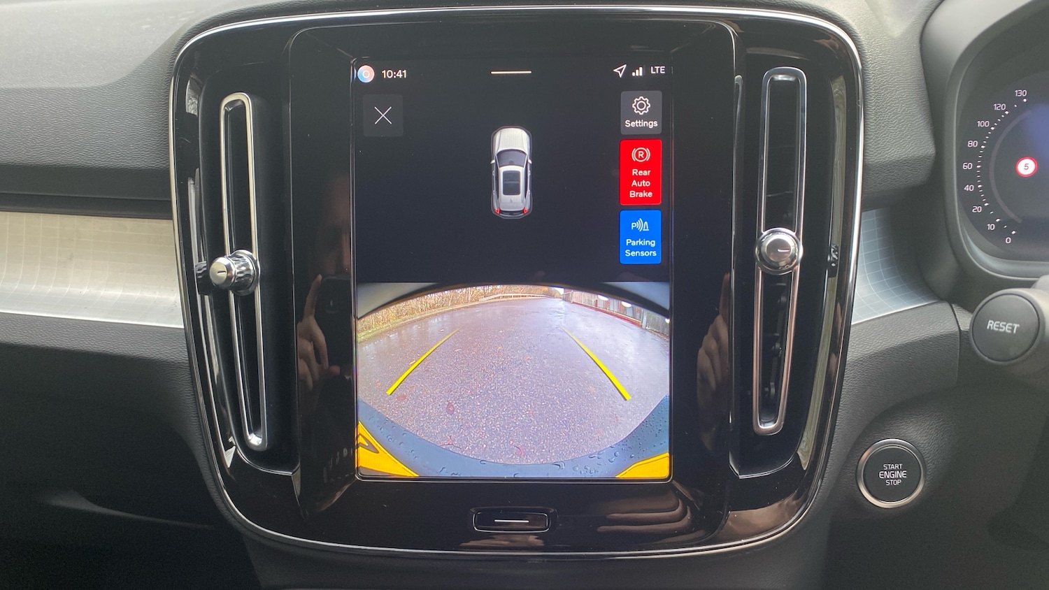 Used Volvo XC40 2025 for sale - 76895204: Photo 17