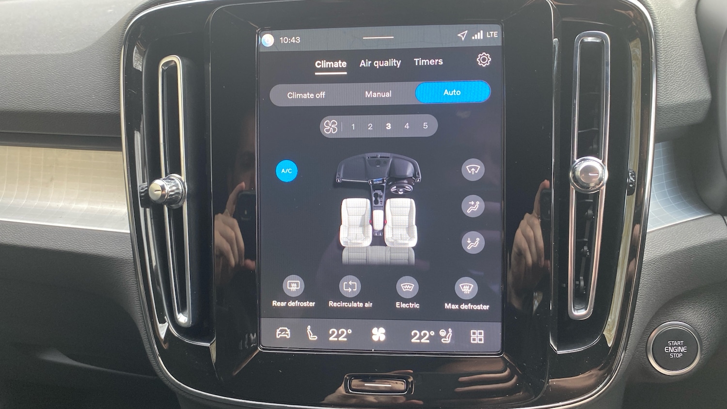 Used Volvo XC40 2025 for sale - 76895204: Photo 31