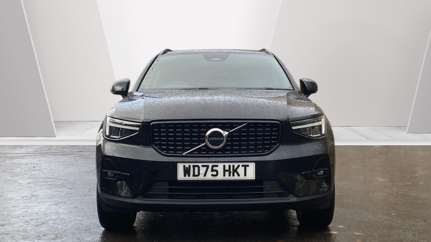 Used Volvo XC40 2025 for sale - 76895204: Photo 8