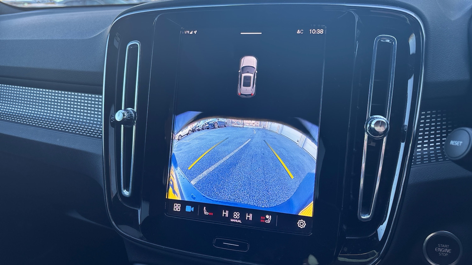 Used Volvo XC40 2024 for sale - 77210917: Photo 18