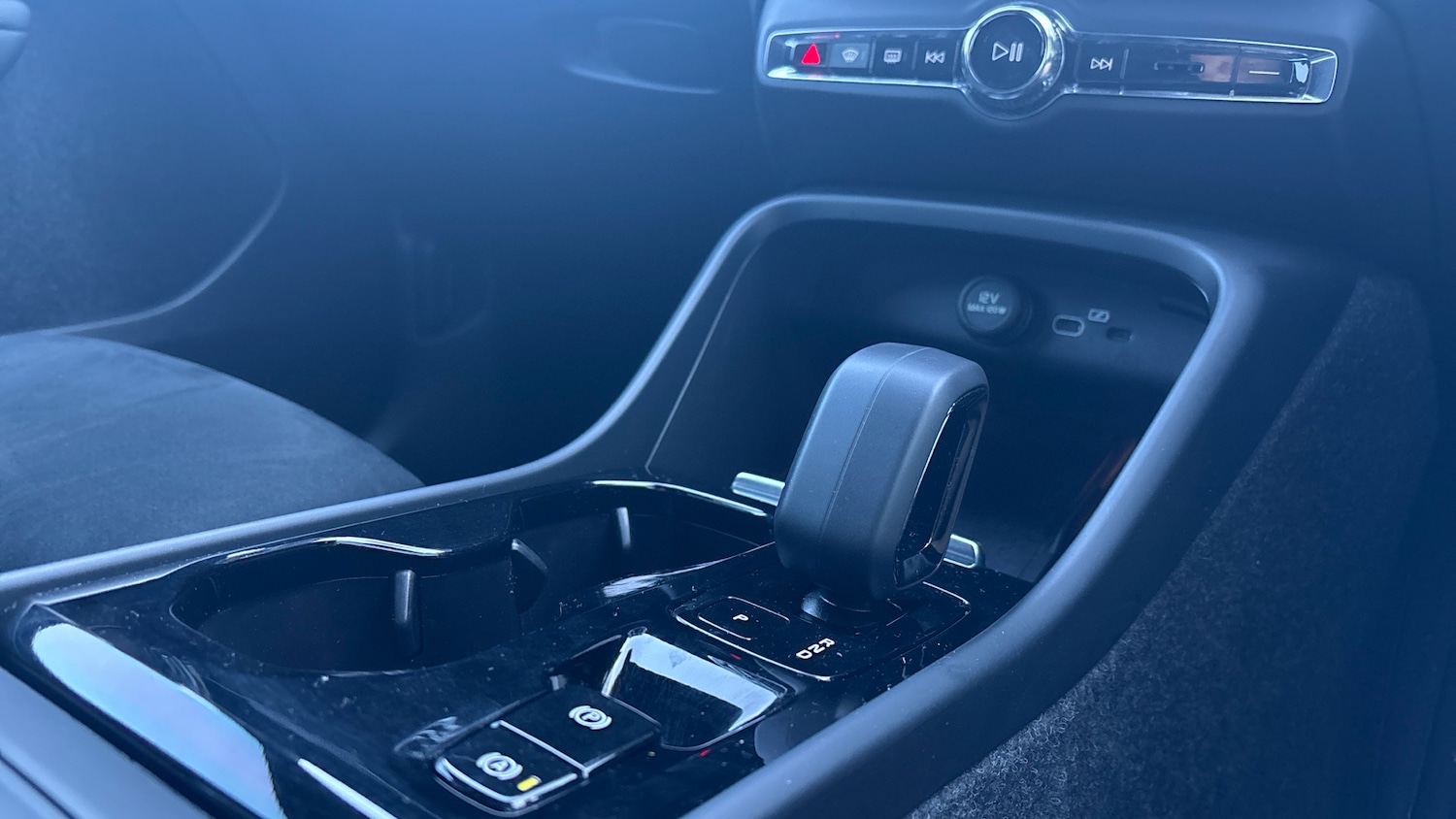 Used Volvo XC40 2024 for sale - 77210917: Photo 25