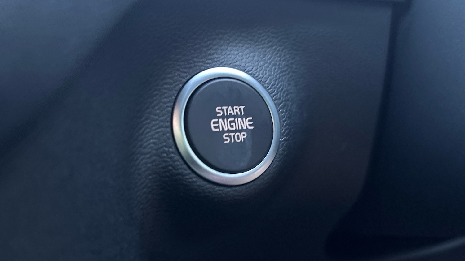 Used Volvo XC40 2024 for sale - 77210917: Photo 26