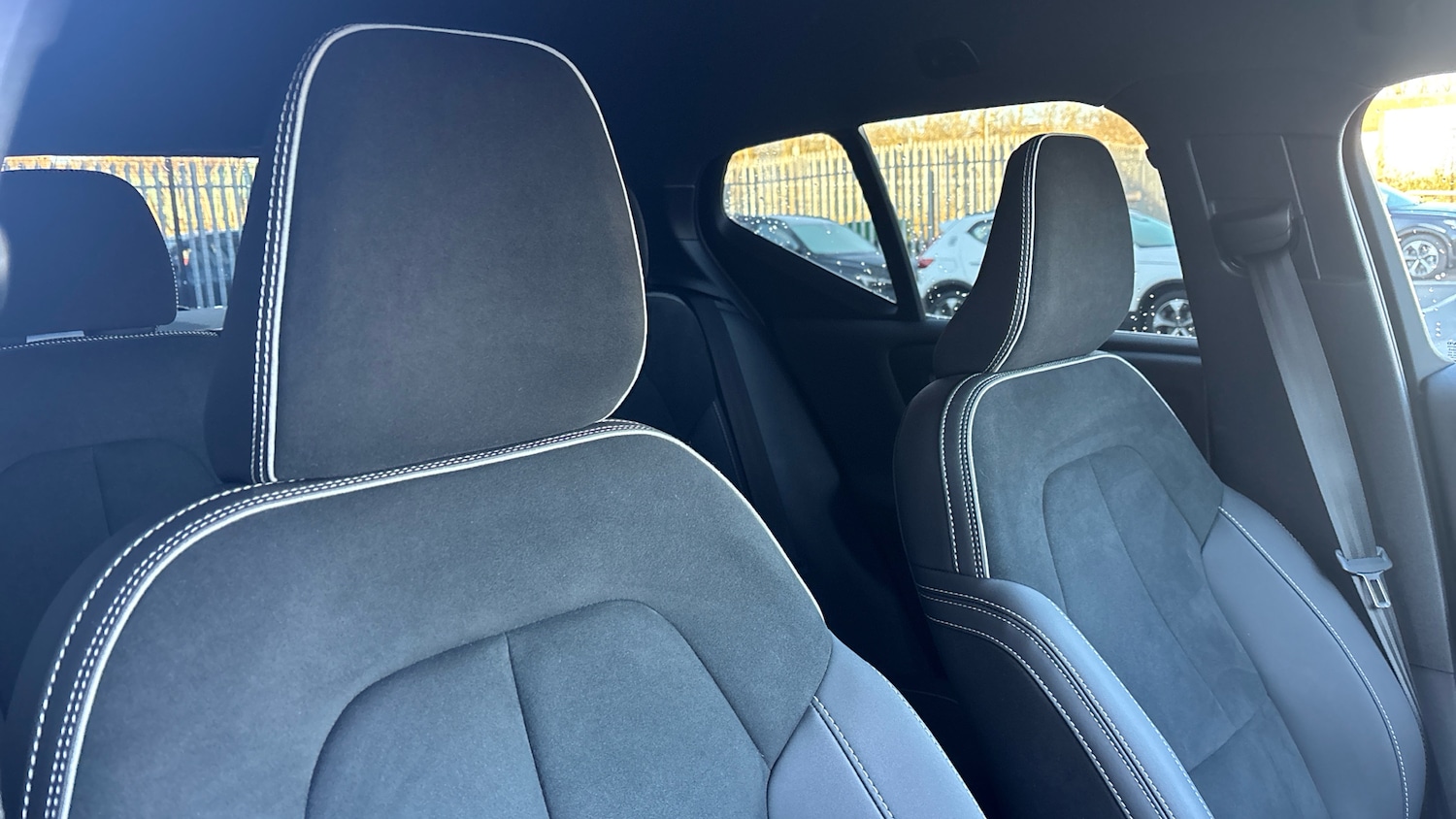 Used Volvo XC40 2024 for sale - 77210917: Photo 30