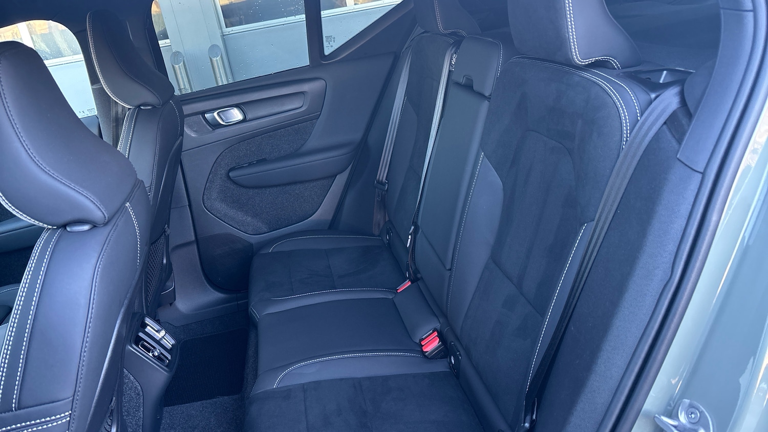 Used Volvo XC40 2024 for sale - 77210917: Photo 32