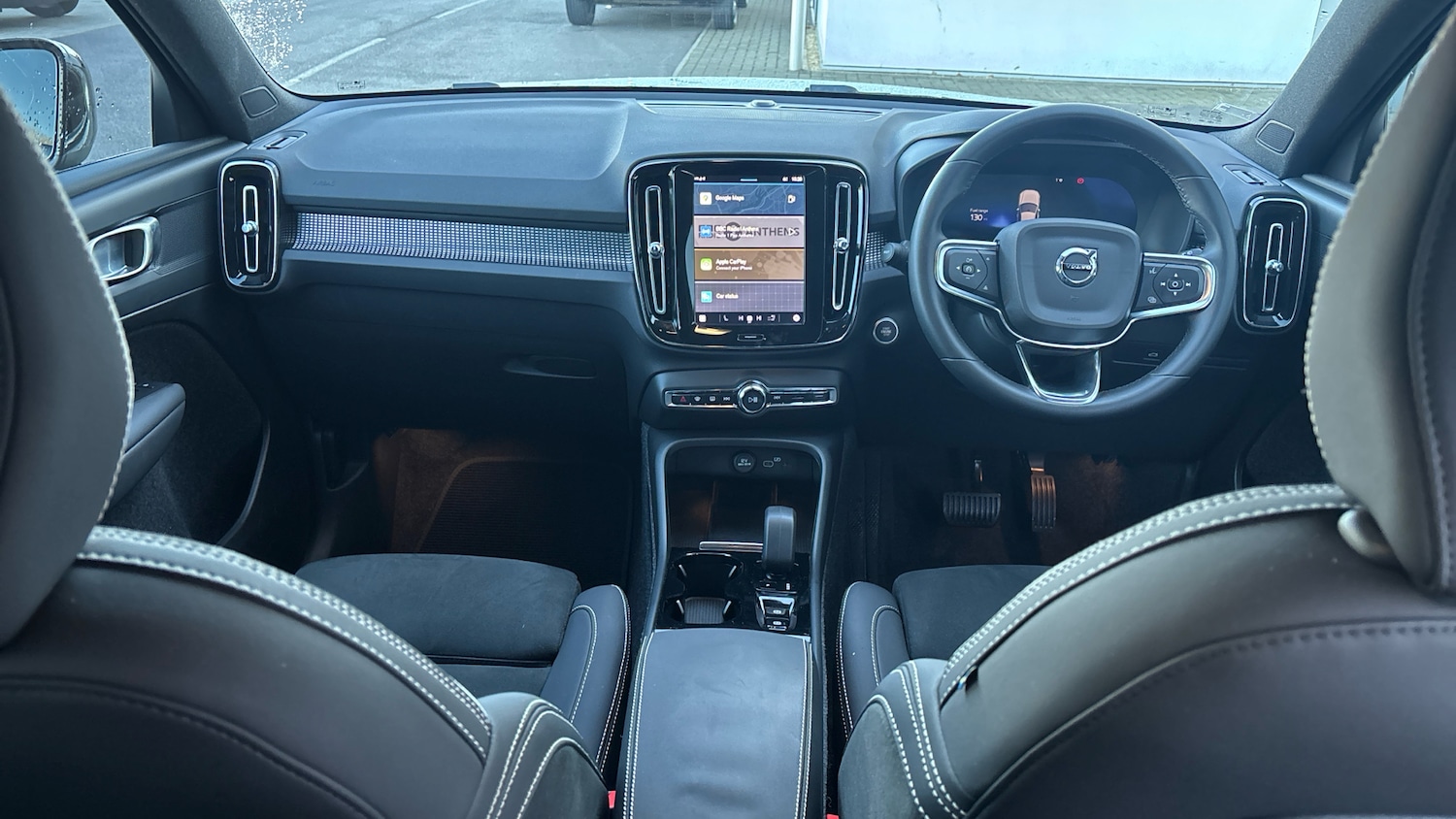 Used Volvo XC40 2024 for sale - 77210917: Photo 5