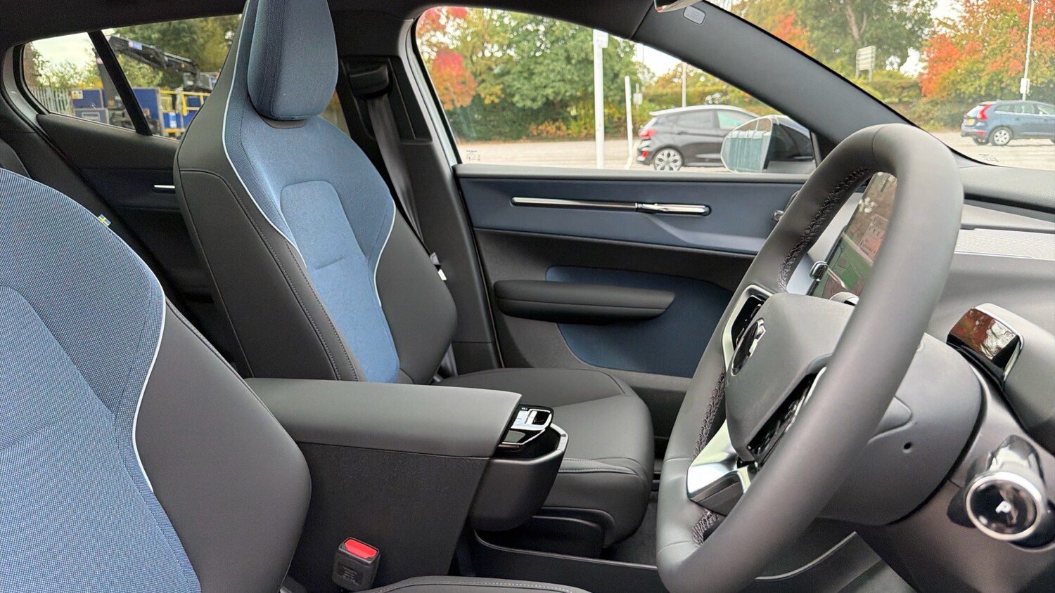 Used Volvo EX30 2025 for sale - 77086445: Photo 9