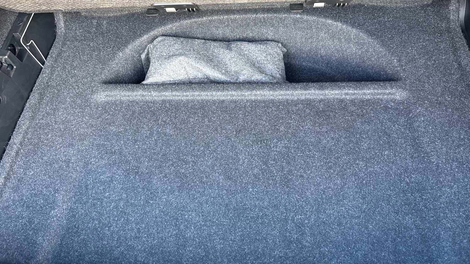 Used Volvo XC40 2025 for sale - 76736383: Photo 17