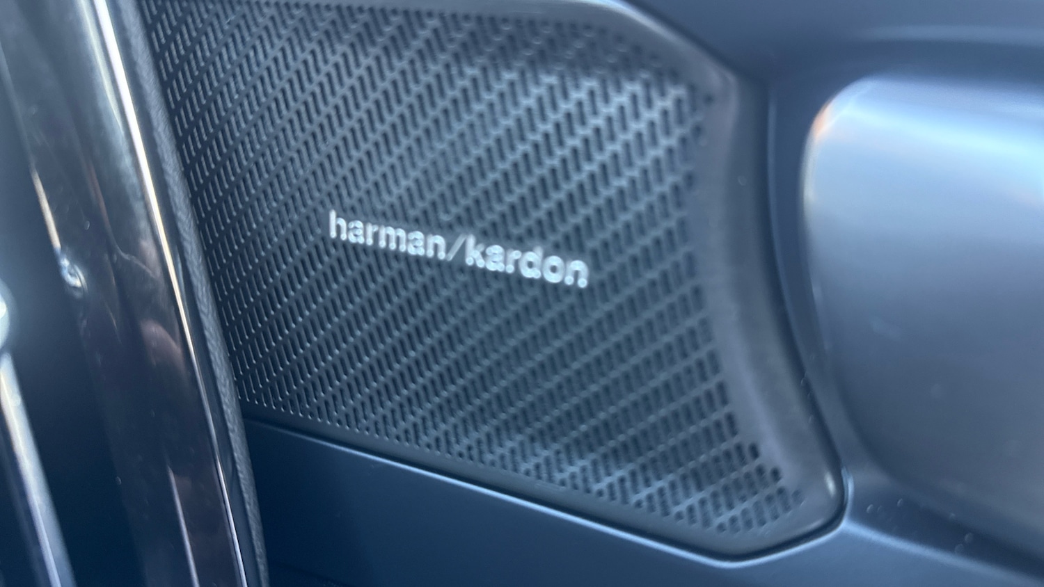 Used Volvo XC40 2025 for sale - 76736383: Photo 32