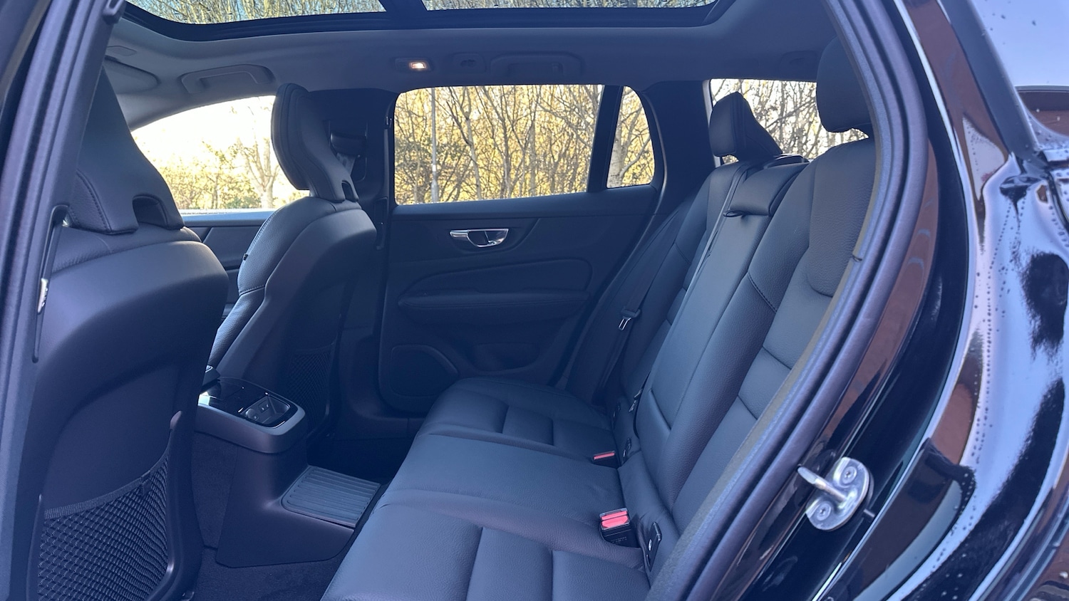 Used Volvo V60 2026 for sale - 78149799: Photo 32