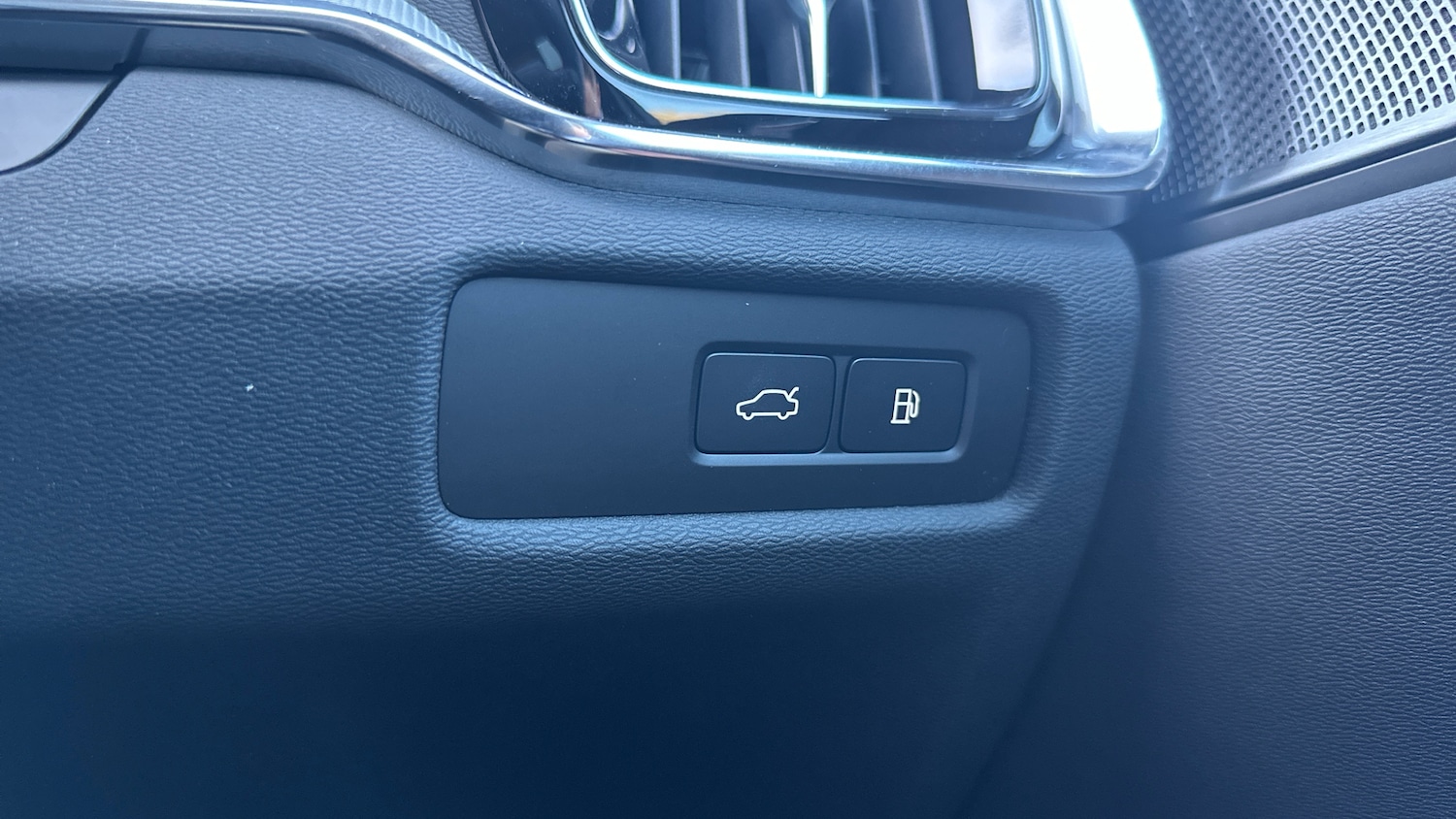 Used Volvo V60 2026 for sale - 78149799: Photo 50