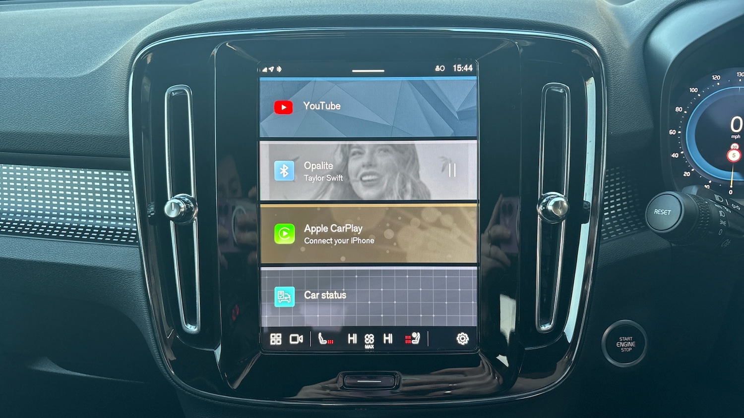 Used Volvo XC40 2025 for sale - 77171070: Photo 12