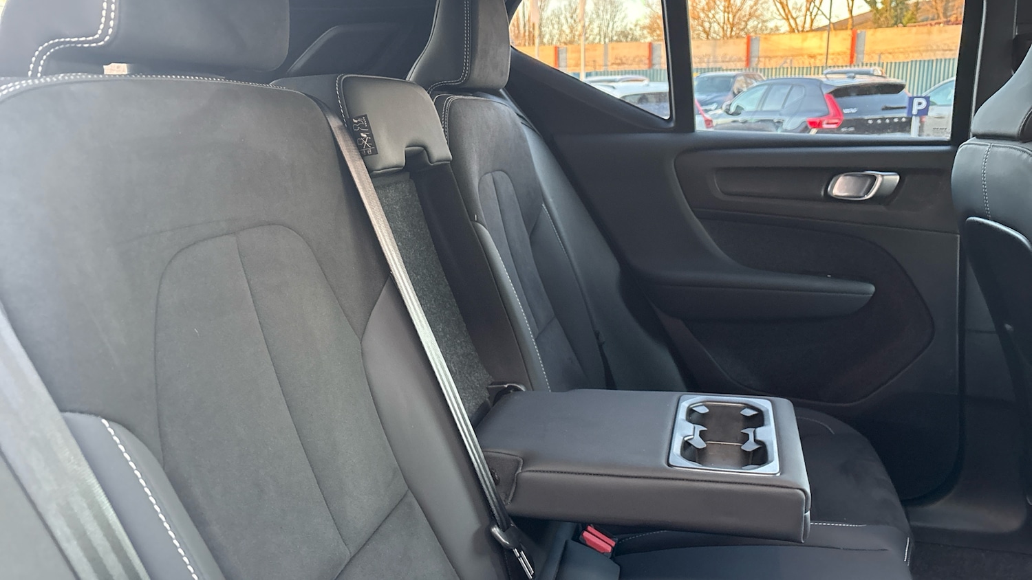 Used Volvo XC40 2025 for sale - 77171070: Photo 30