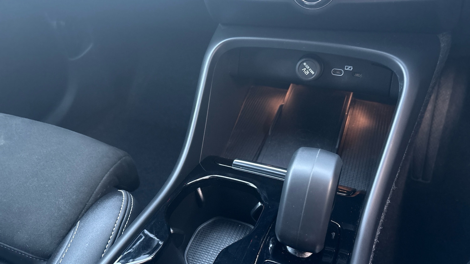 Used Volvo XC40 2025 for sale - 77171070: Photo 35