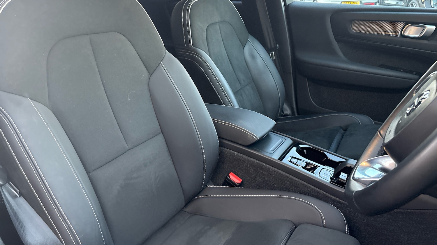 Used Volvo XC40 2025 for sale - 77171070: Photo 37