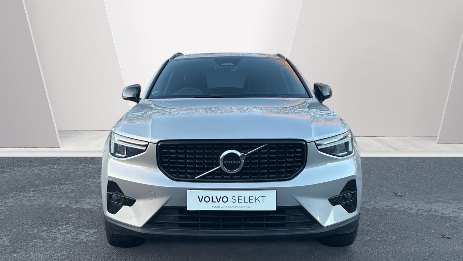 Used Volvo XC40 2025 for sale - 77171070: Photo 8