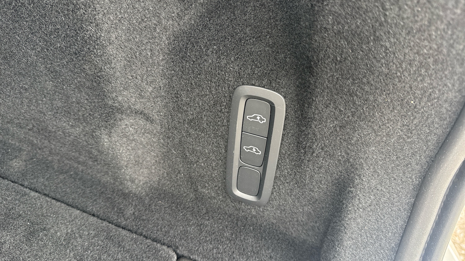 Used Volvo XC60 2025 for sale - 77589710: Photo 16