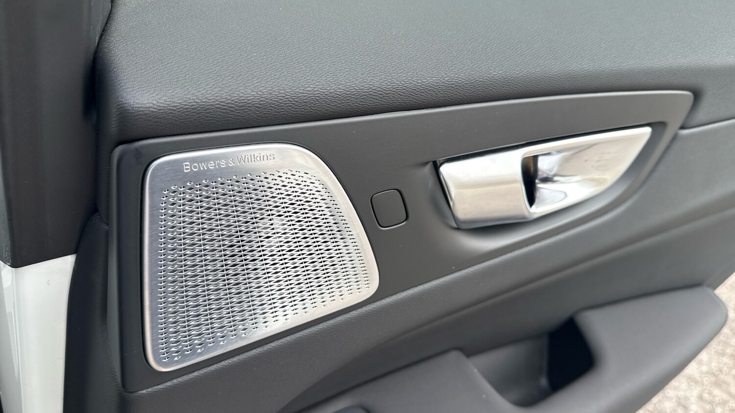 Used Volvo XC60 2025 for sale - 77589710: Photo 21