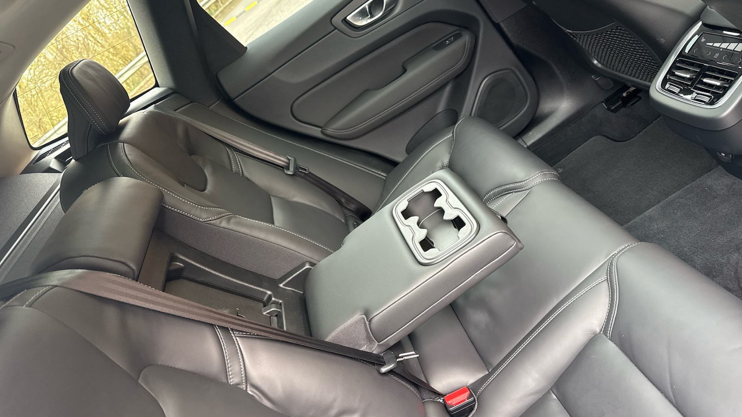 Used Volvo XC60 2025 for sale - 77589710: Photo 24