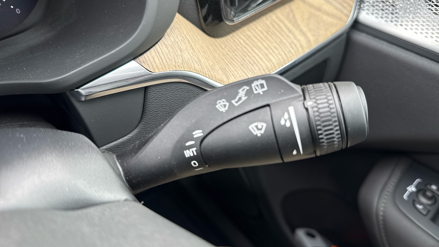 Used Volvo XC60 2025 for sale - 77589710: Photo 31