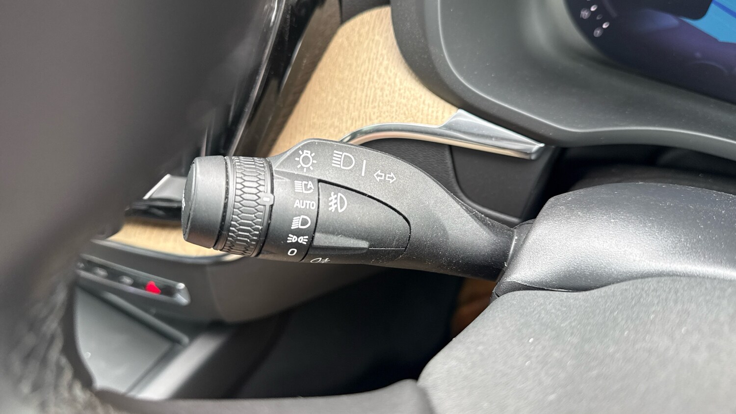 Used Volvo XC60 2025 for sale - 77589710: Photo 32