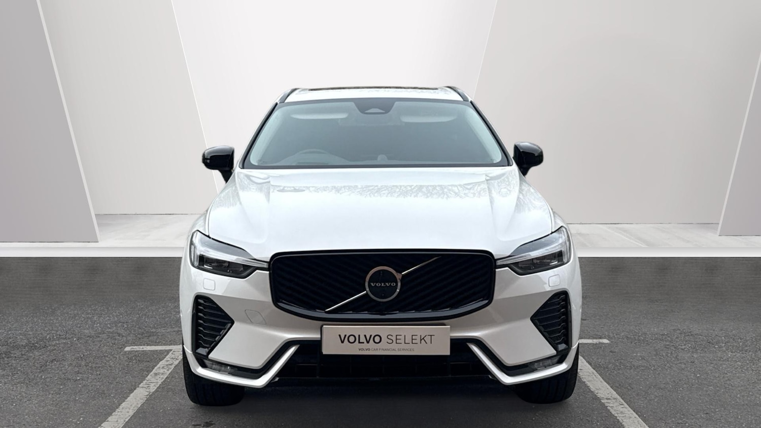 Used Volvo XC60 2025 for sale - 77589710: Photo 8